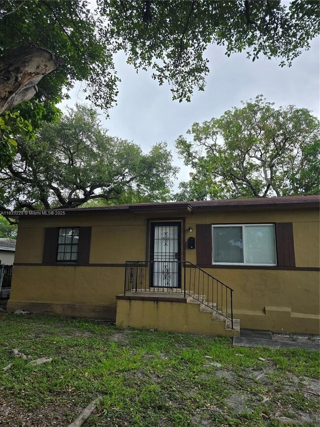 Photo - 6912 NW 5th Pl Apartamento Unidad 0