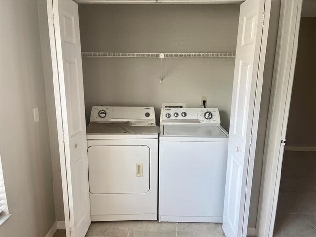 Photo - 3350 Pinewalk Dr N Unit #1413