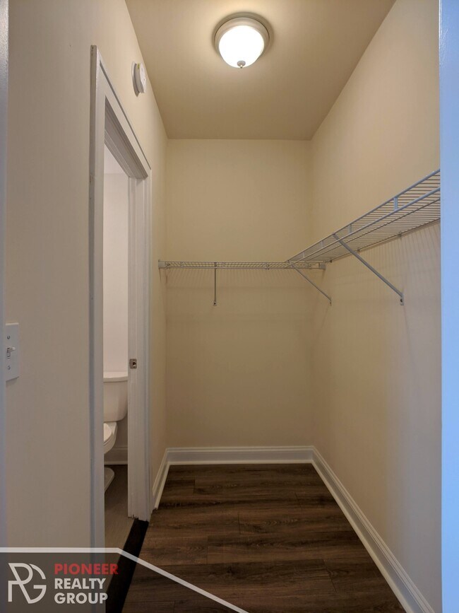 Photo - 2930 W Palmer St Unit 2936-403
