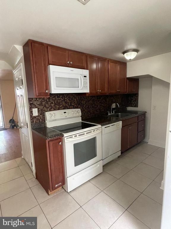 Photo - 109 Carver Rd