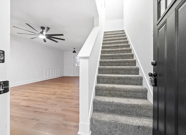 Photo - 563 Lorie Ln