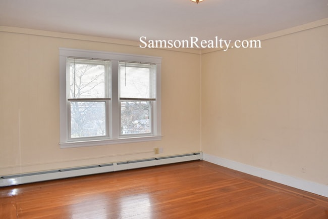 Photo - 90 Taft Ave Unit 9