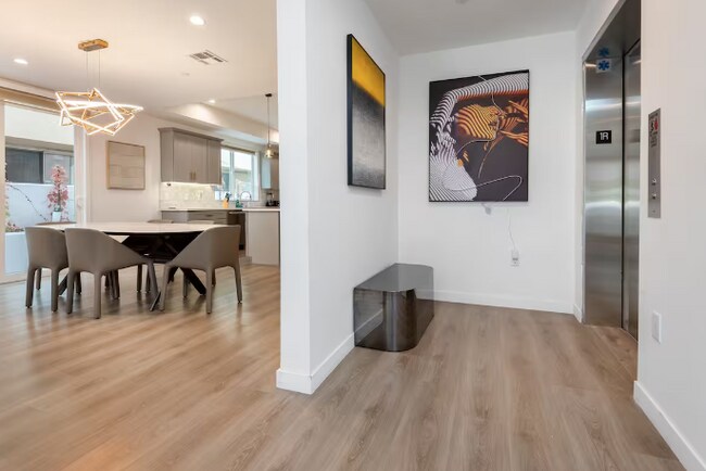 Photo - 1128 S Shenandoah St Unit 101