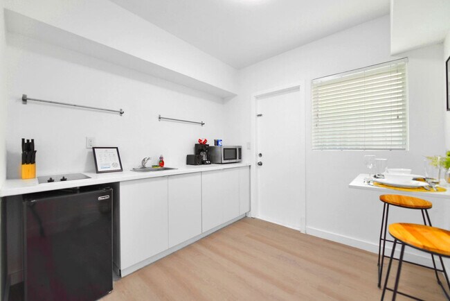 Photo - 515 NE 82nd St Unidad FL1-ID1022224P