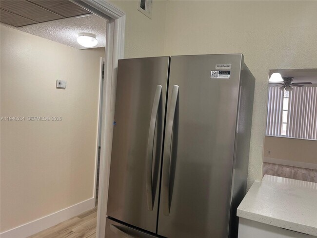 Photo - 9481 Evergreen Pl Unit 205