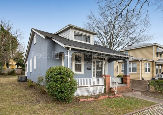 Photo - 728 Arnold Ave