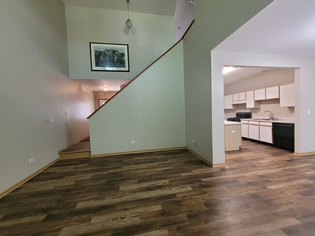 Photo - 573 Littleton Trail