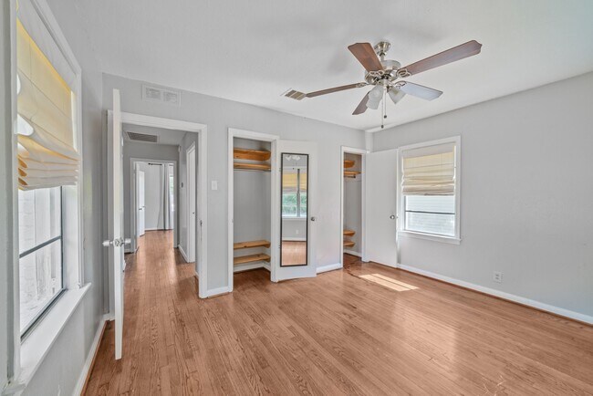 Photo - 3606 Yosemite St