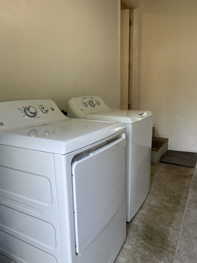 Photo - 1303 E Home Ave