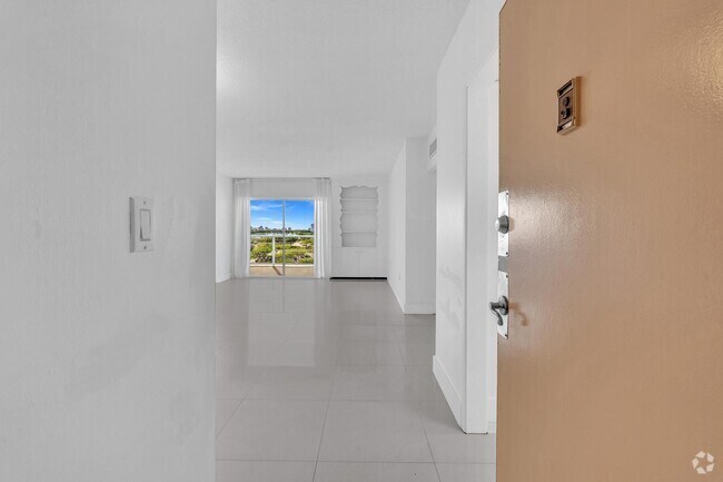 Building Photo - 400 Kings Point Dr Unit 1515 Rental
