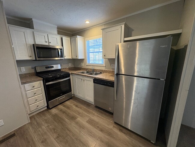 Photo - 2470 Pajot Rd