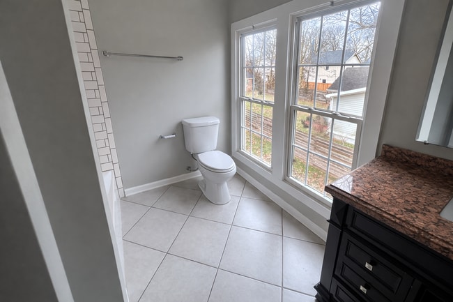 Photo - 1100 N 6th St