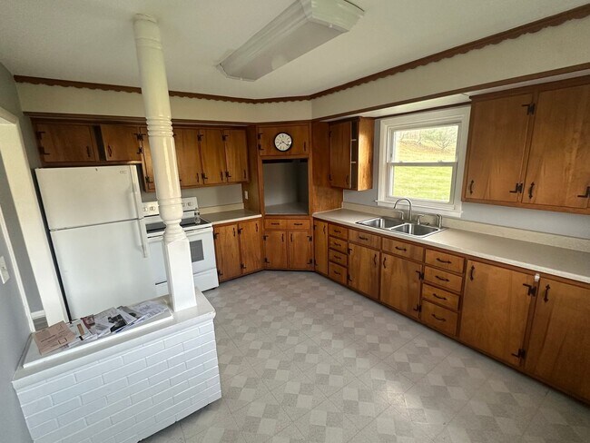 Photo - 13-15 Risco Unidad First Floor