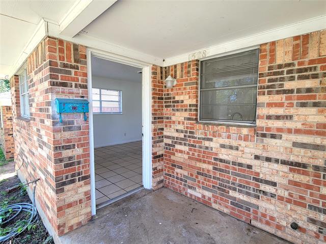 Photo - 1528 W Elm St