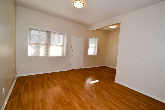 Photo - 1473 W Erie St Unidad R3