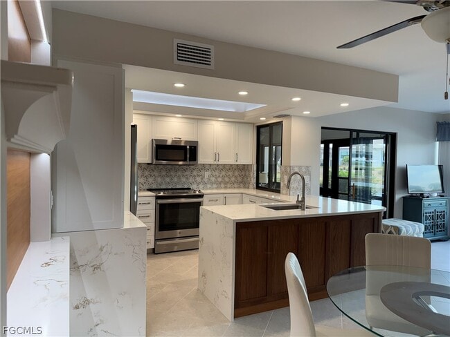 Photo - 5850 Trailwinds Dr Unidad 713