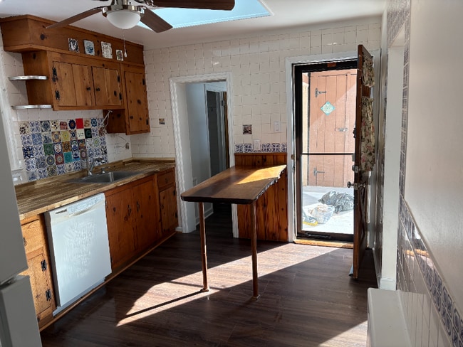 Photo - 77 Winding Ln