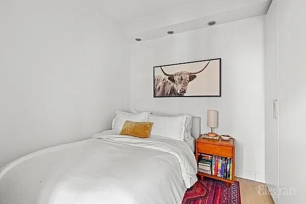520 W 23rd St Unit 12D