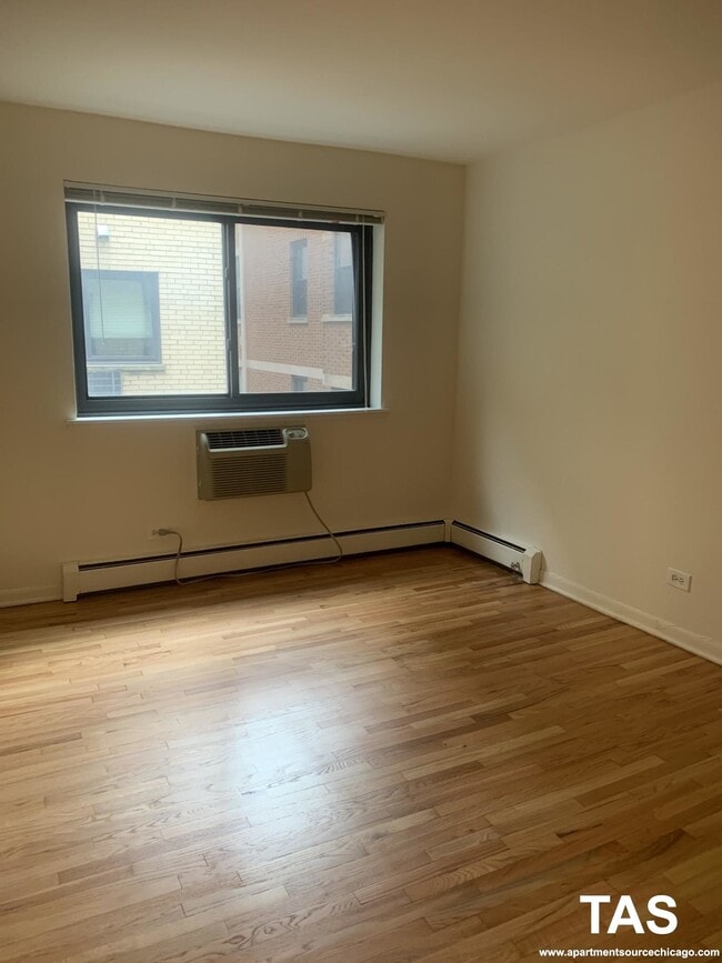 Photo - 540 W Roscoe St Unit 385