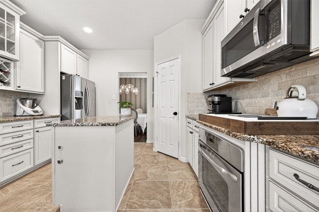 Photo - 10223 Kessler Cove Ln