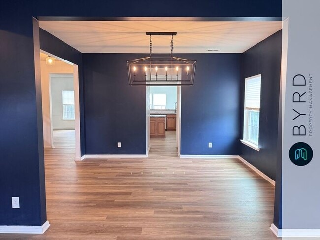 Photo - 7025 Heartleaf Ln
