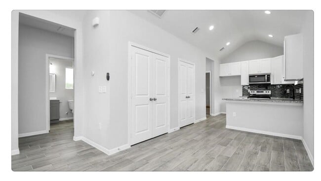 Photo - 1833 Rd 5740