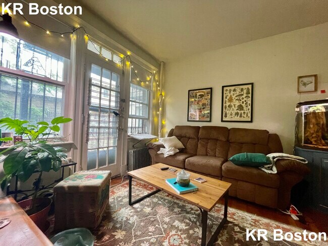 Photo - 1622 Commonwealth Ave Unit 7