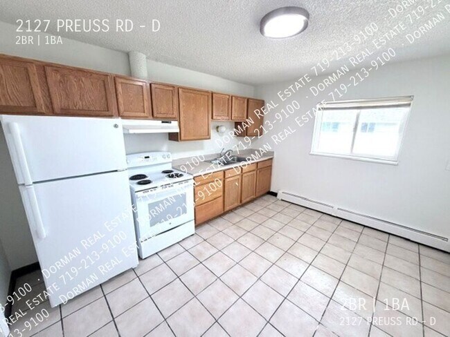 Building Photo - 2127 Preuss Rd Unit D