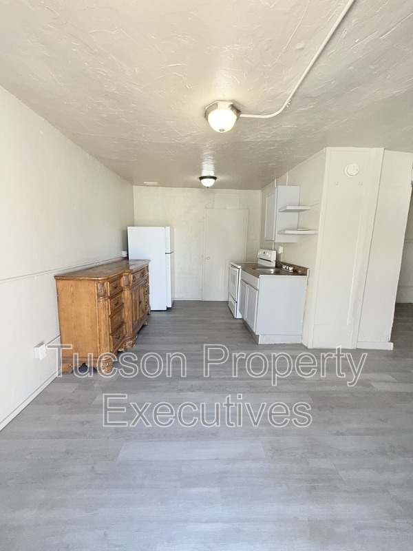 Photo - 234 E 32nd St