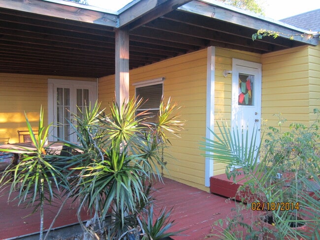 Photo - 218 SE 1st Ave