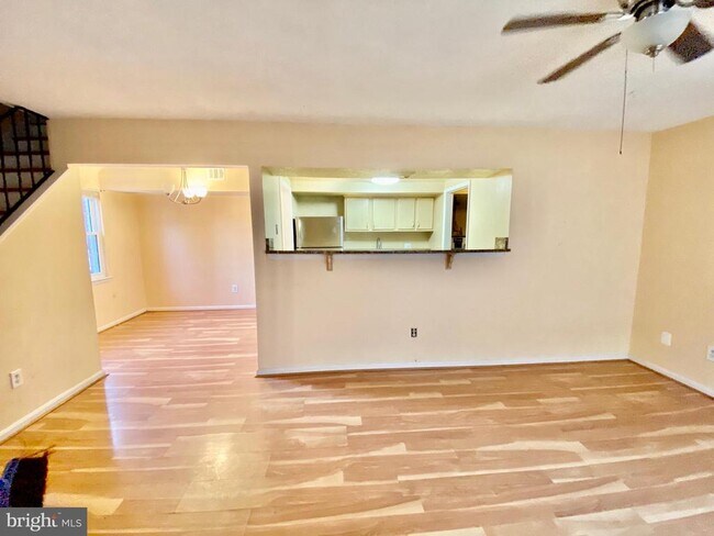 Photo - 8864 Walutes Cir