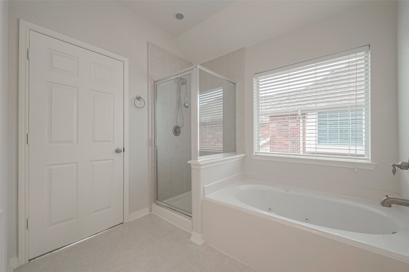 Photo - 18118 Billabong Crescent Ct
