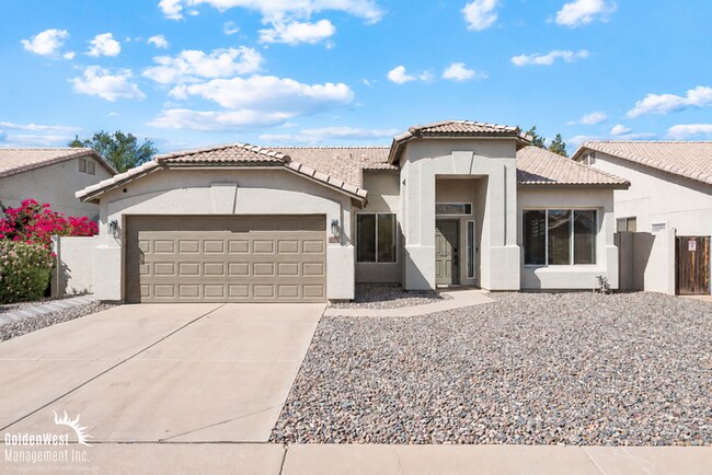 Building Photo - Beautiful 4Bdm 2Ba Home with Private Backyard in Gilbert!