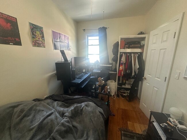 Photo - 30 Hawthorne St Unit #2