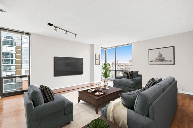 100 Forest Place Apartments