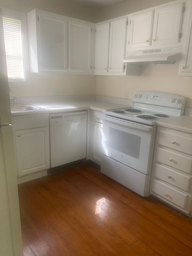 Photo - REMODELED NW RALEIGH TOWNHOME OFF LEESVILLE ROAD Unit B