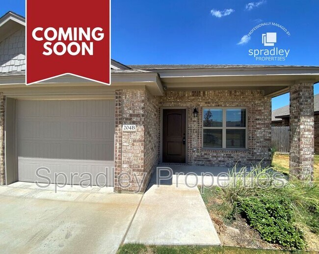 Building Photo - 204b Juniper Dr
