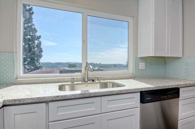 Building Photo - 6318 Caminito Andreta