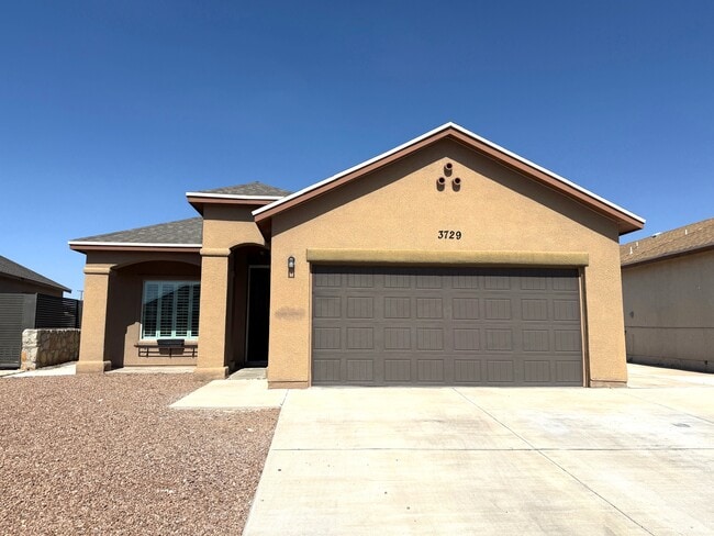 Building Photo - 3729 Loma Brisa Dr