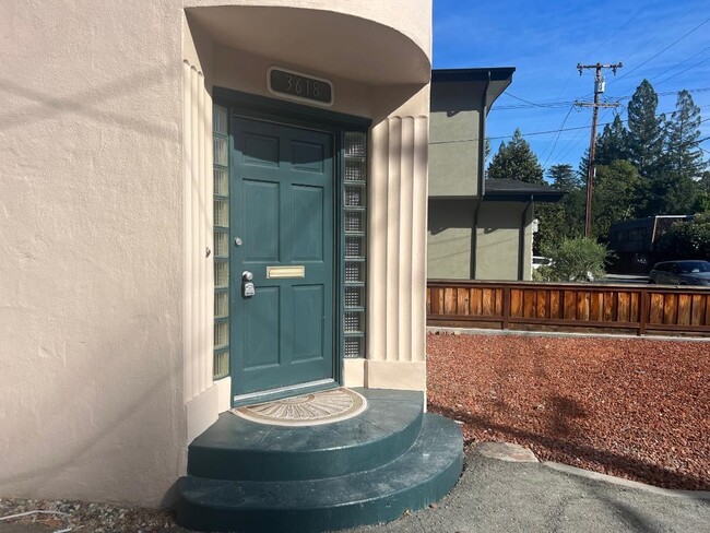 Photo - 3618 Chestnut St