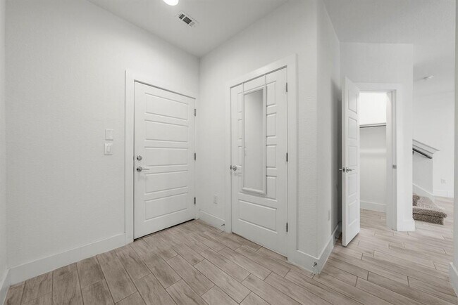 12317 Maypole Bend