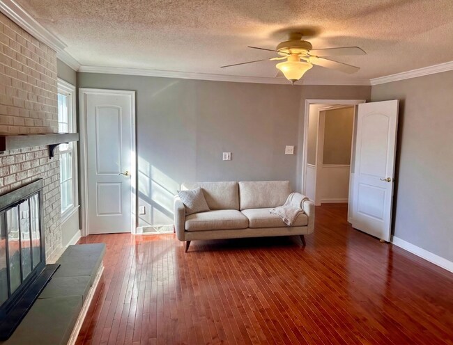 Photo - Beautiful 3-bedroom, 2.5-bath home in Clemmons