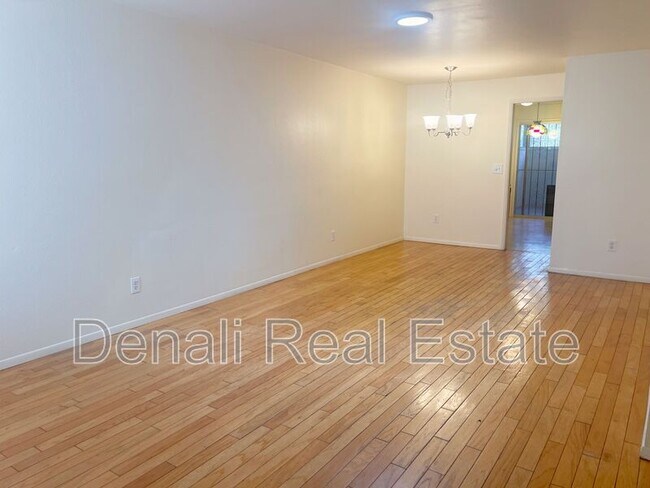 Photo - 926 N Venice Ave