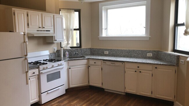 Photo - 811 N Van Buren St Unidad Van Buren Apt. 1