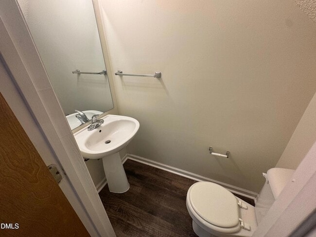 Photo - 2918 Faversham Pl