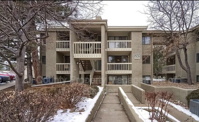 Photo - 70 S Boulder Cir Townhome