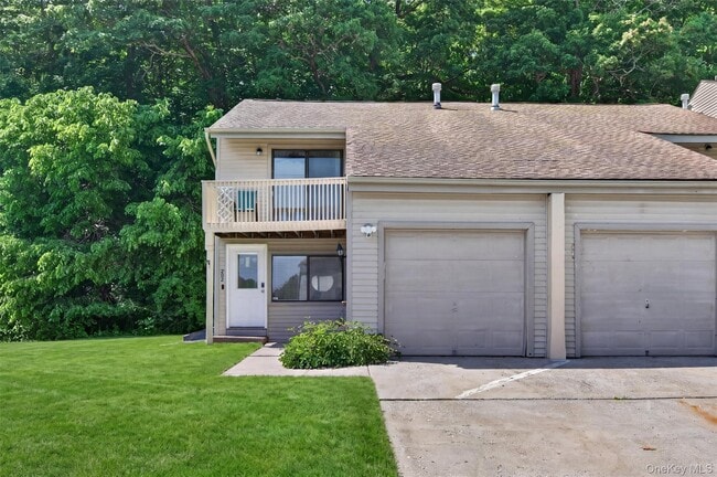 Photo - 202 Concord Ln