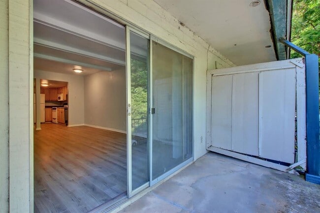 Photo - 1725 Toomey Rd Unidad 311