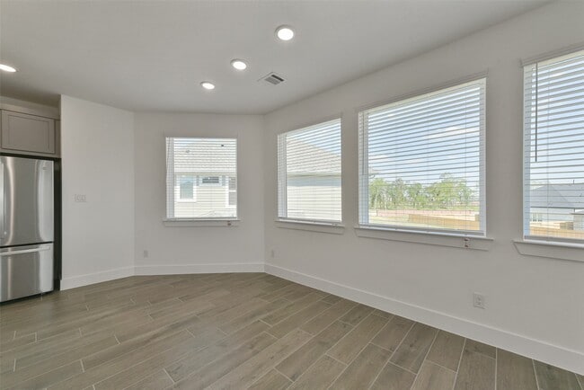 Photo - 1446 Shaded Rock Dr