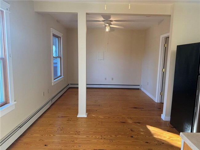 Photo - 31 Powel Ave Unit RC